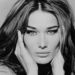 Carla Bruni