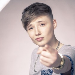 Isac Elliot