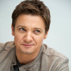 Jeremy Renner