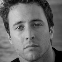Alex O'Loughlin