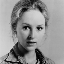 Bonnie Bedelia