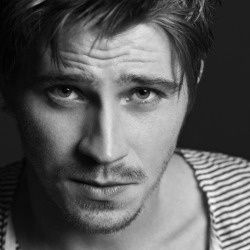 Garrett Hedlund