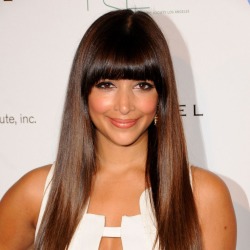 Hannah Simone
