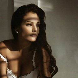 Grettell Valdez