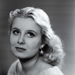 Eve Kivi