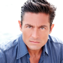 Fernando Colunga