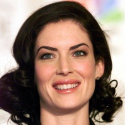 Lara Flynn Boyle