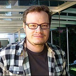 Leonel García