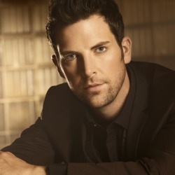 Chris Mann