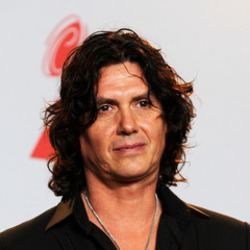 Saúl Hernández