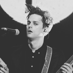 Dallon Weekes