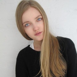 Vlada Roslyakova