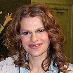 Sandra Bernhard