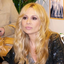 Marta Sánchez
