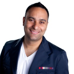 Russell Peters