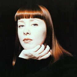 Suzanne Vega