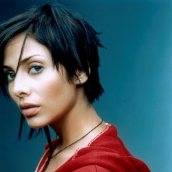 Natalie Imbruglia