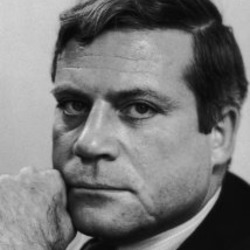 Oliver Reed