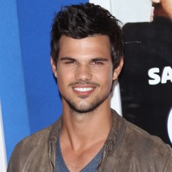 Taylor Lautner