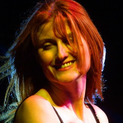 Eddi Reader