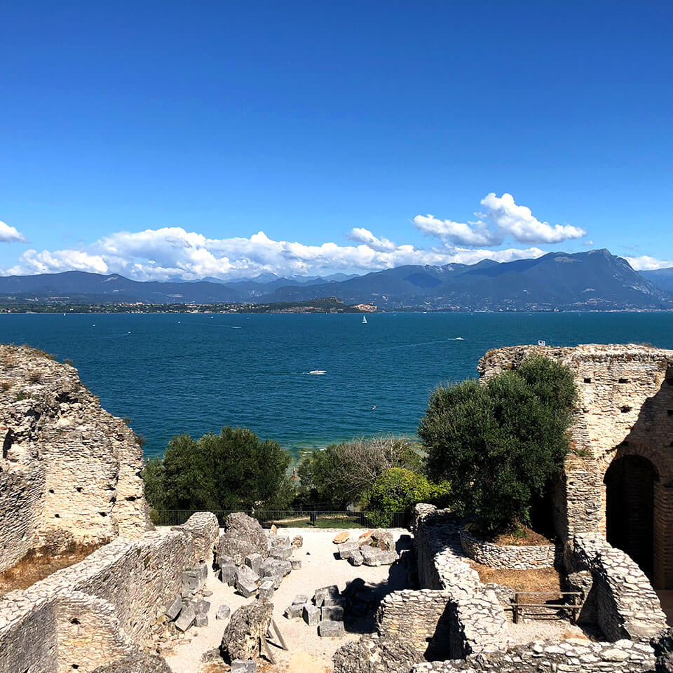 Visita guidata delle Grotte di Catullo di Sirmione