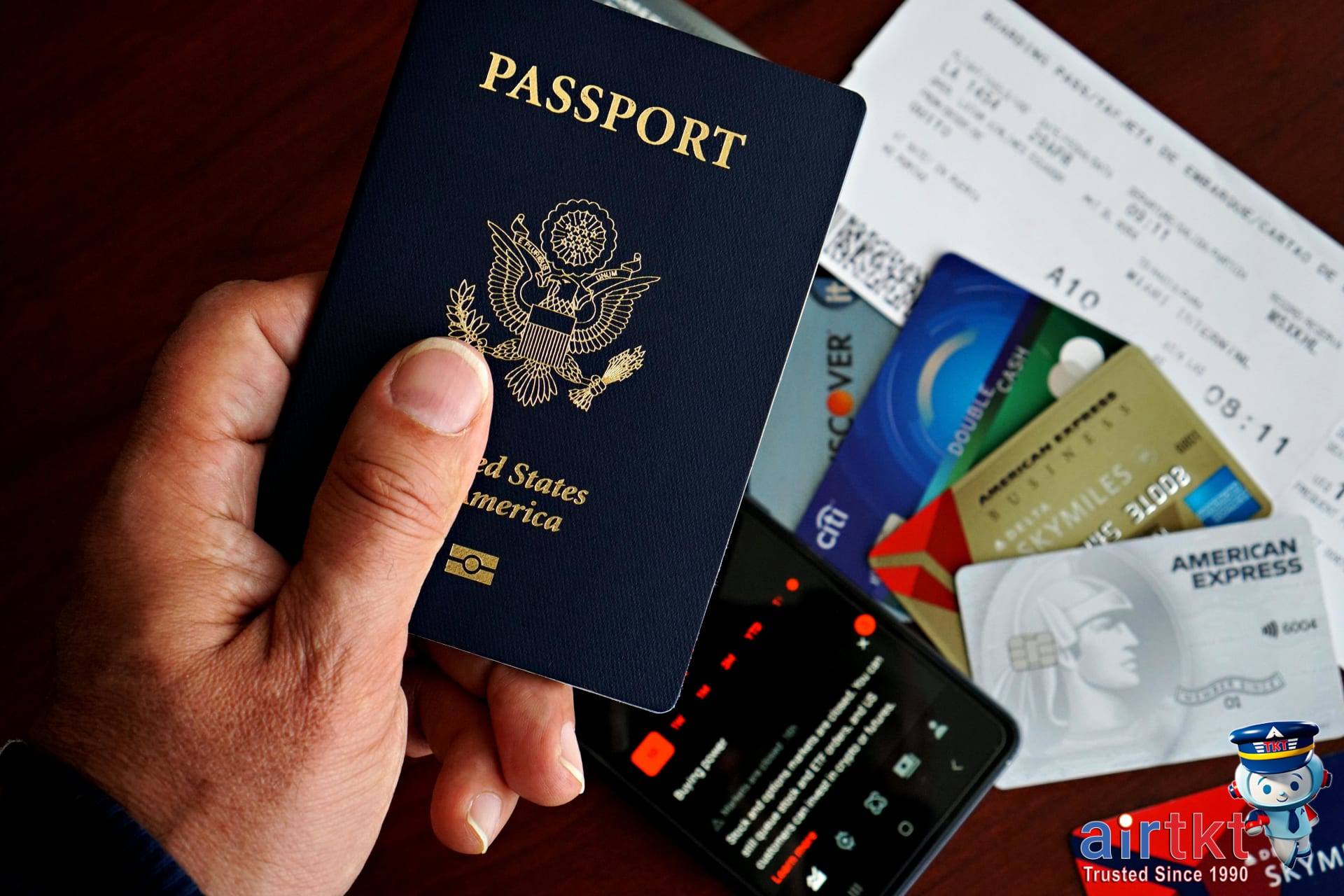 Hawaiian Airlines airplane flying over ocean
