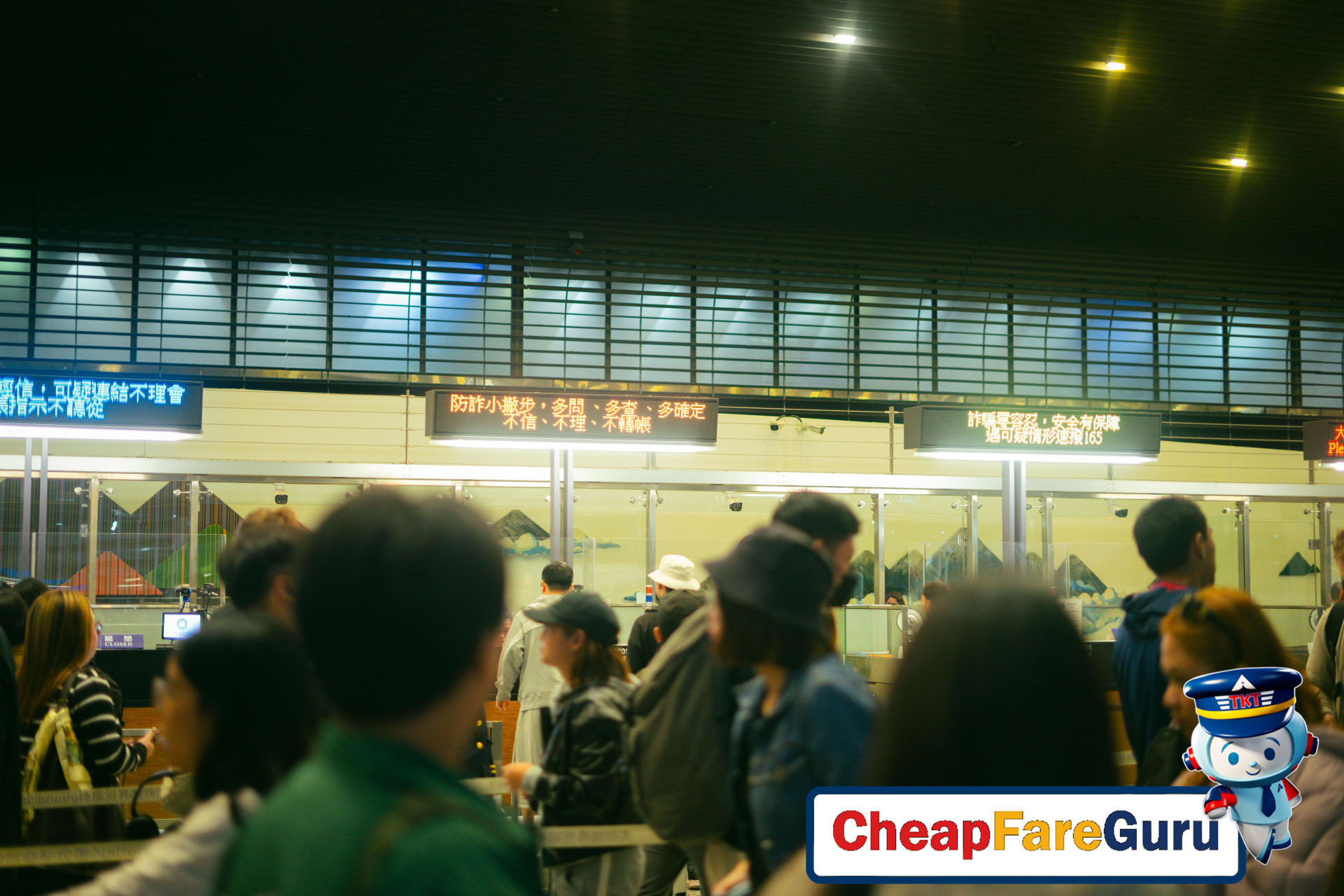 Busy EasyJet check-in counter at airport