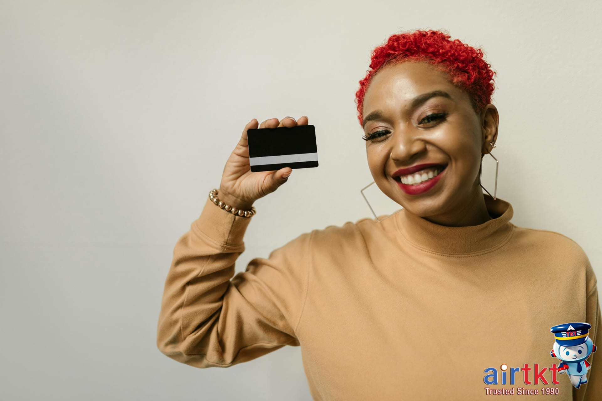 Traveler enjoying hotel benefits