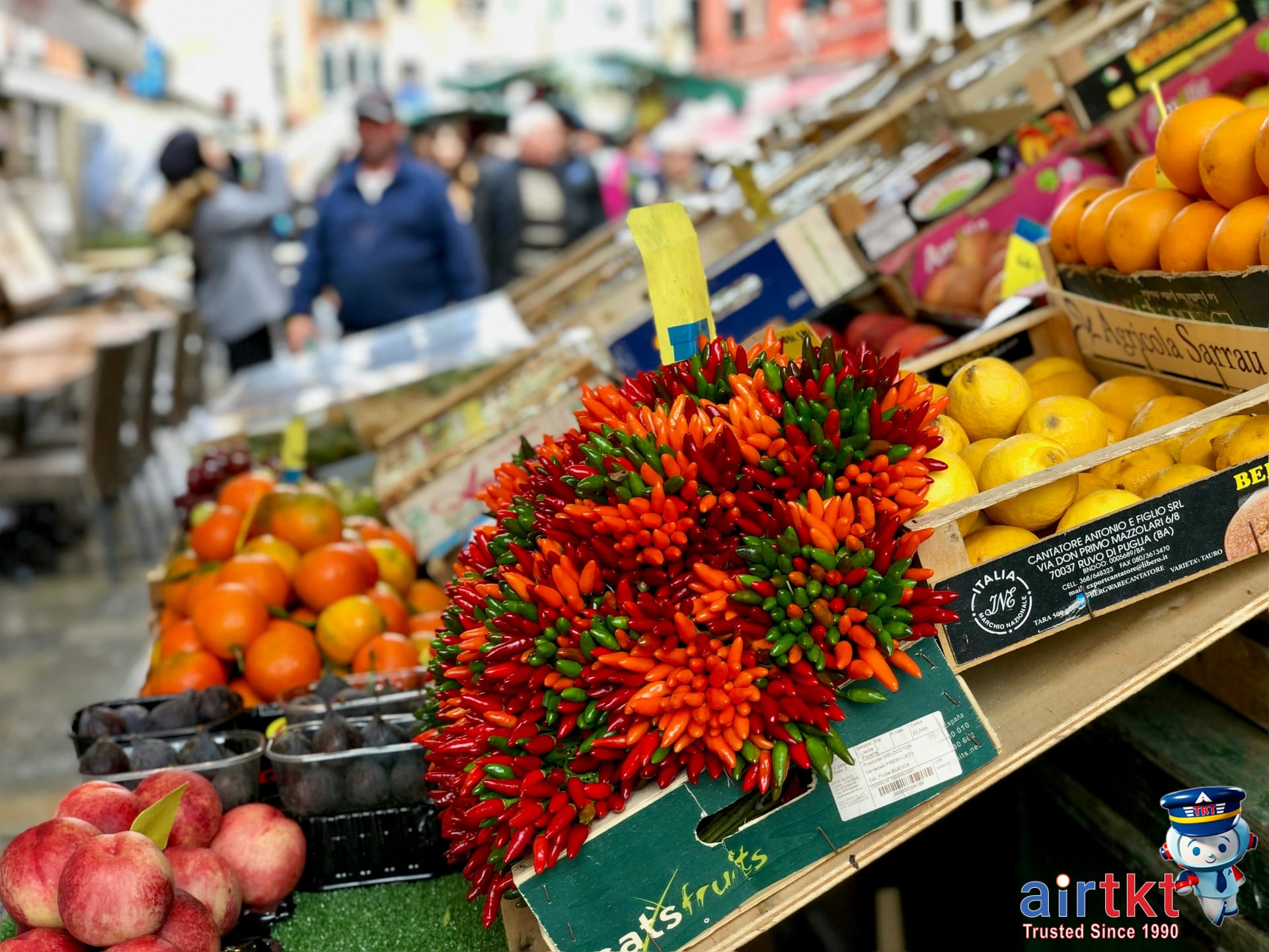 Euro coins and banknotes in Venice