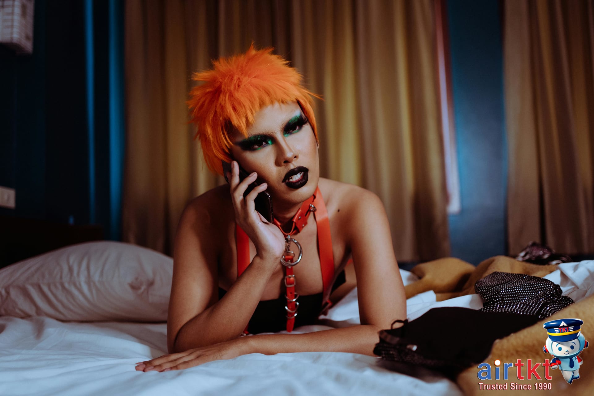 Traveler using phone for emergency contact