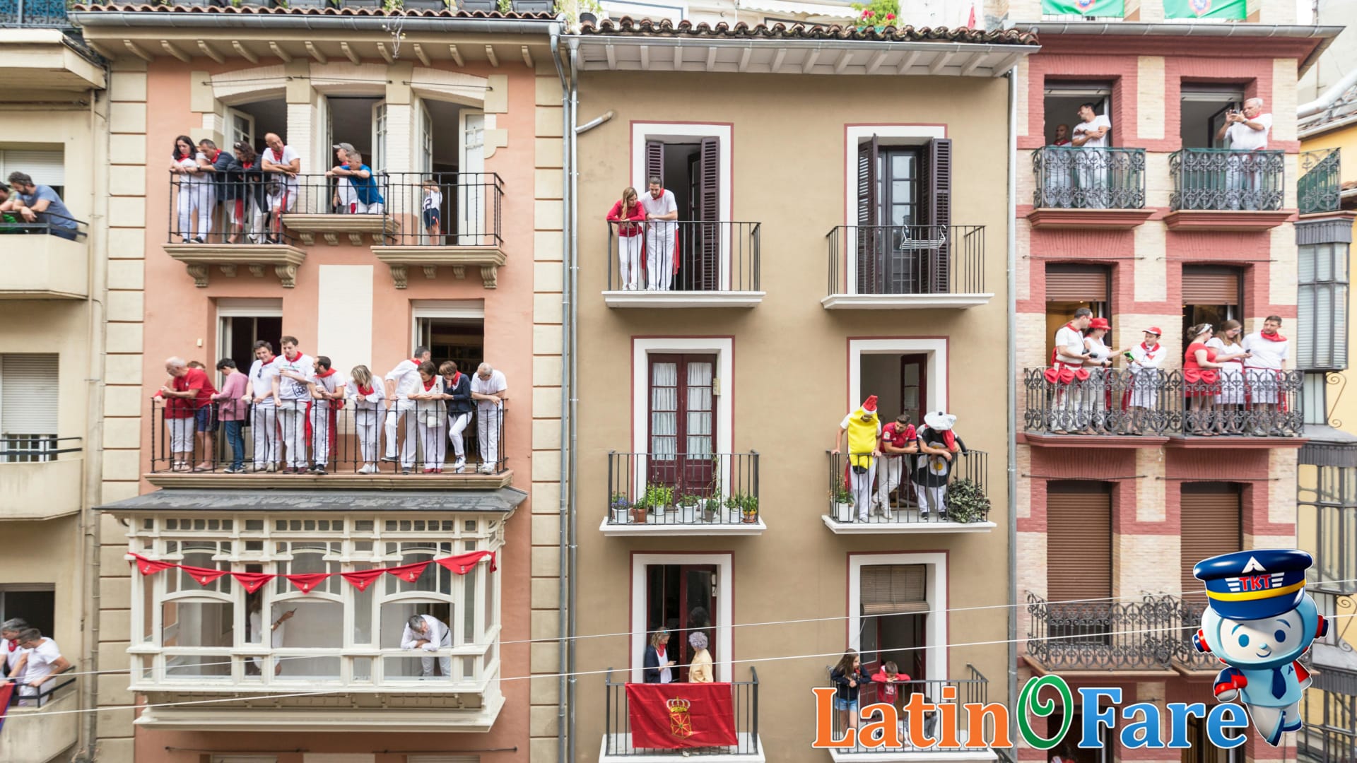 Overhead view of accommodation near the bull run route