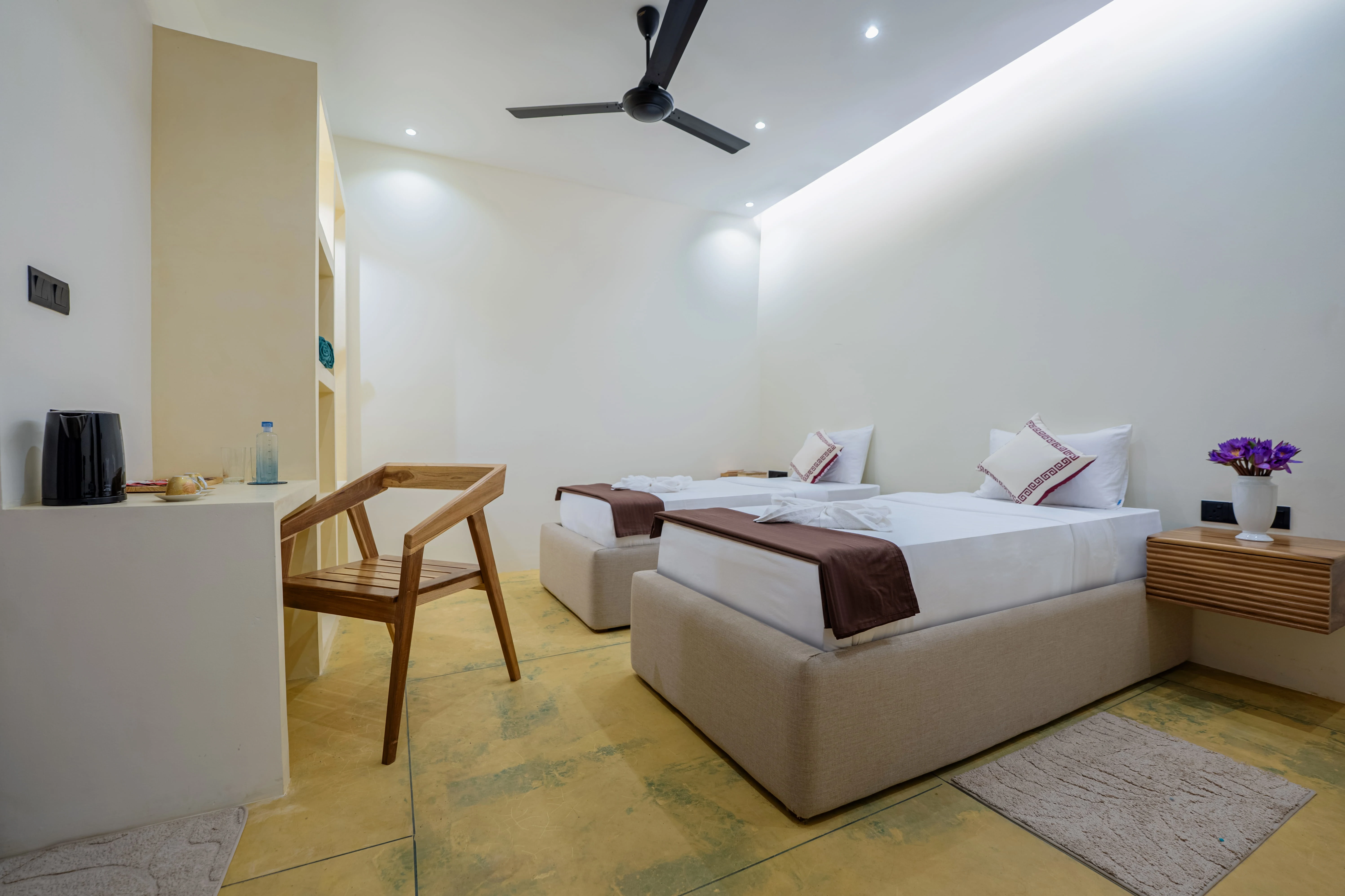 Room image http://res.cloudinary.com/dxqvrvgf2/image/upload/v1779933973/cavendish/mjzk6ihyls4dkfr1jedk.webp