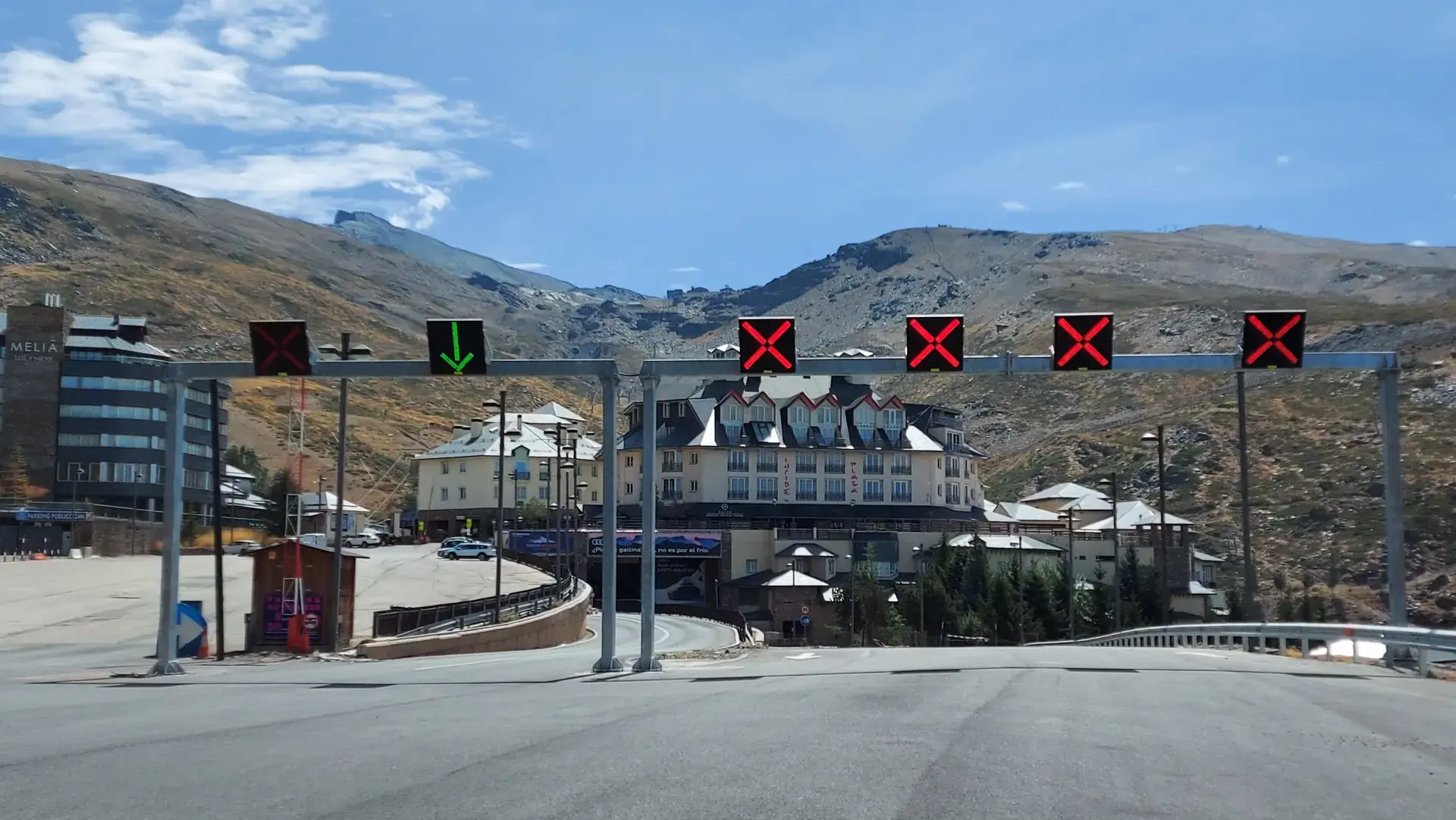 Parking Subterráneo Plaza Andalucía