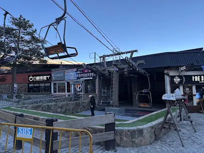 Telesilla Parador Plaza (Silla Urbana)