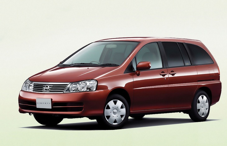 Минивэн Nissan Libery (M12), 1998–2004