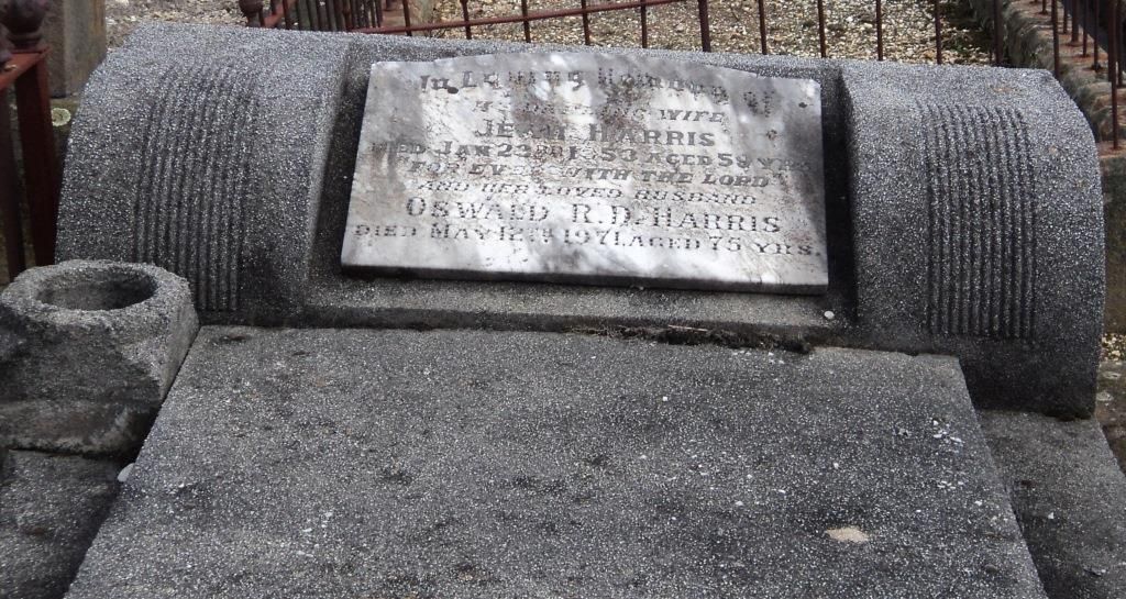 Photo of Oswald Harris