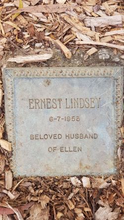 Photo of Ernest Lindsey