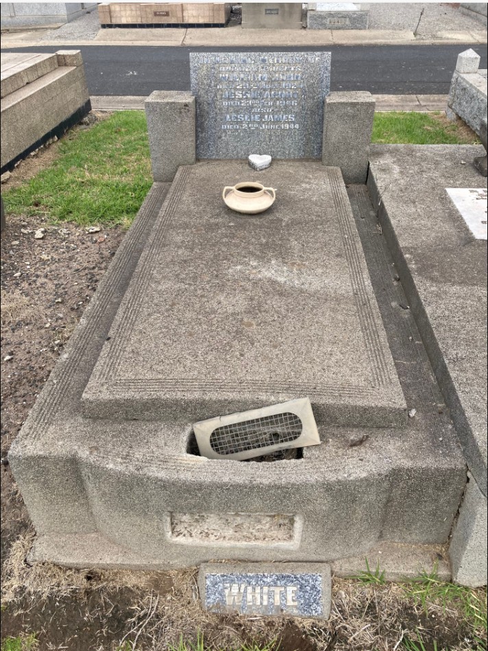 Photo of Leslie White