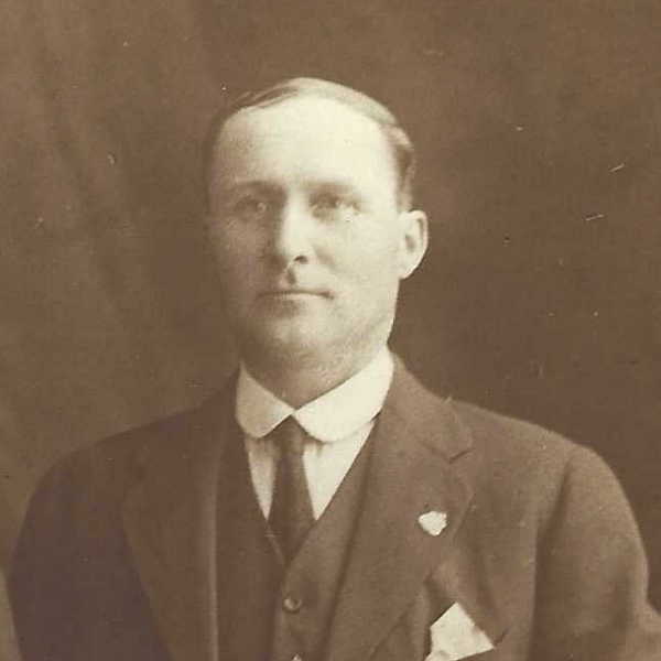 Photo of Alfred Albert