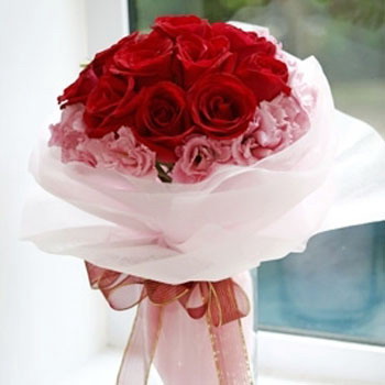 12 Red Roses Bouquet