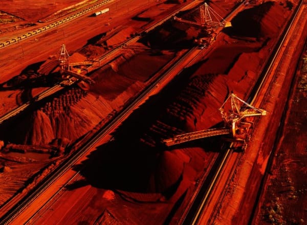 Iron-Ore_Banner_Port-Hedland_M