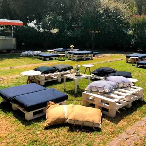Pallet Lounge