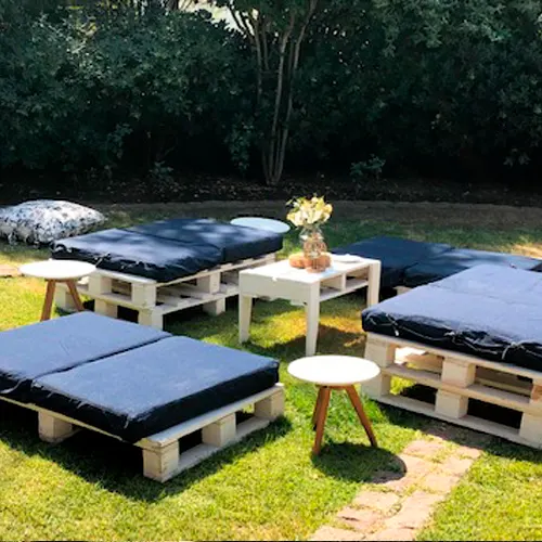 Pallet Lounge