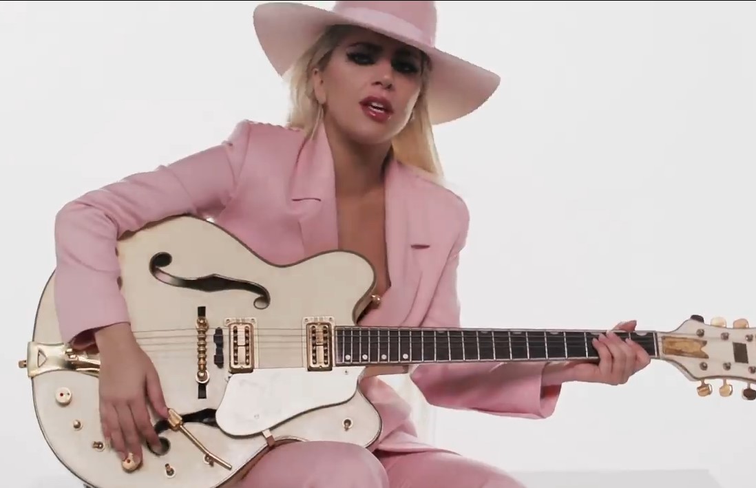 Lady Gaga - John Wayne