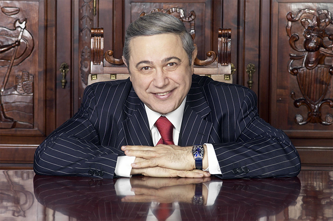 Евгений Петросян
