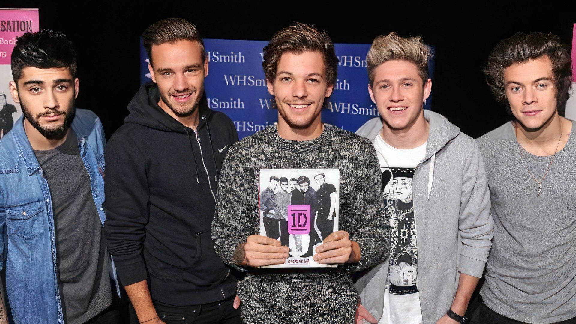 Книга One Direction называется «Where We Are»