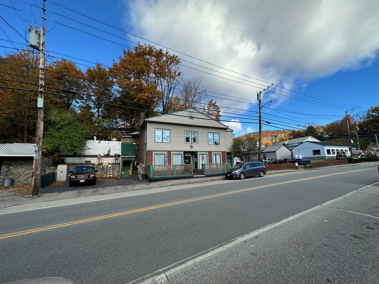 57 Main St, Mexico, ME 04257