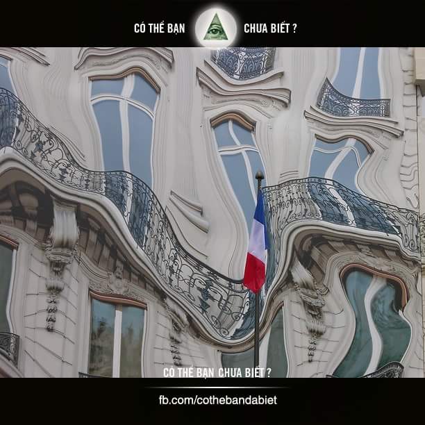 Toà nhà 39 GeogreV ở Paris (Pháp) nhìn trông rất ảo, thoạt nhìn mọi người trông bức hình...