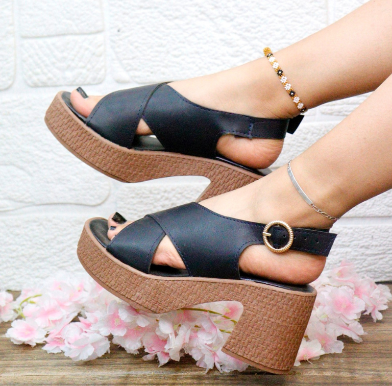 Tacon Negro 700