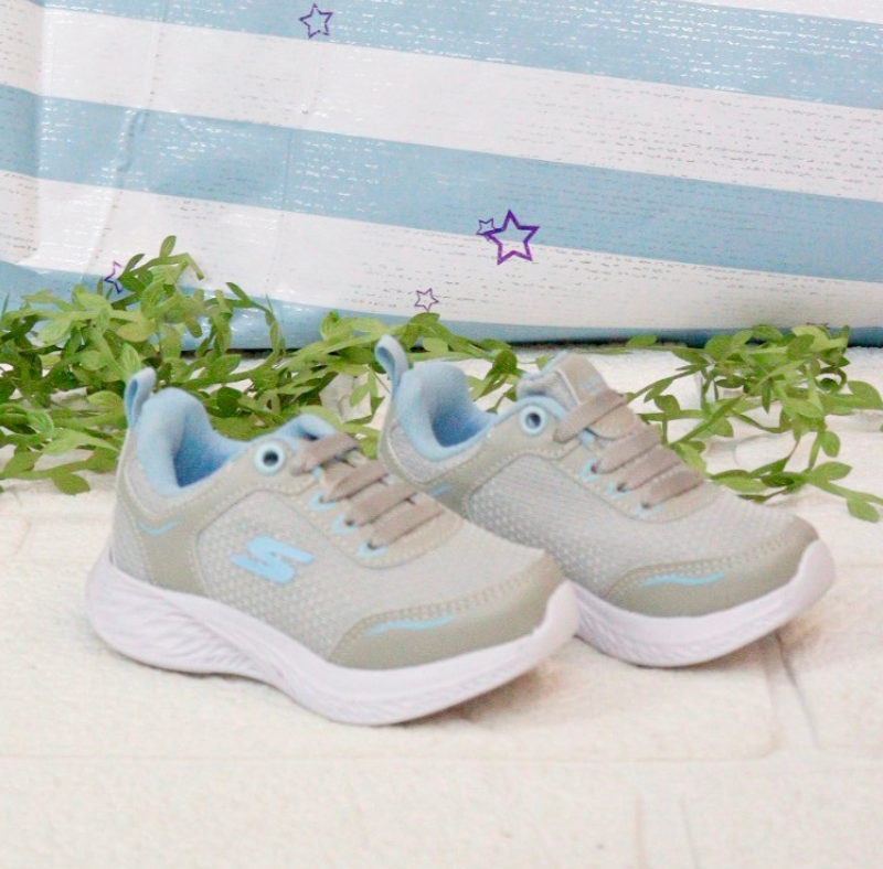 Tenis Gris Cielo 071
